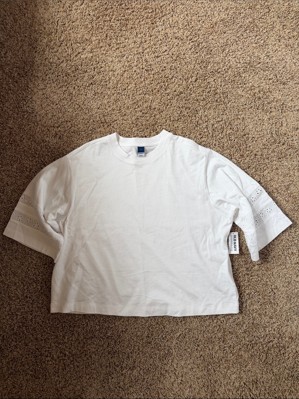 NWT Old Navy White Oversized Half Sleeve with Eyelet Detail Tee - S